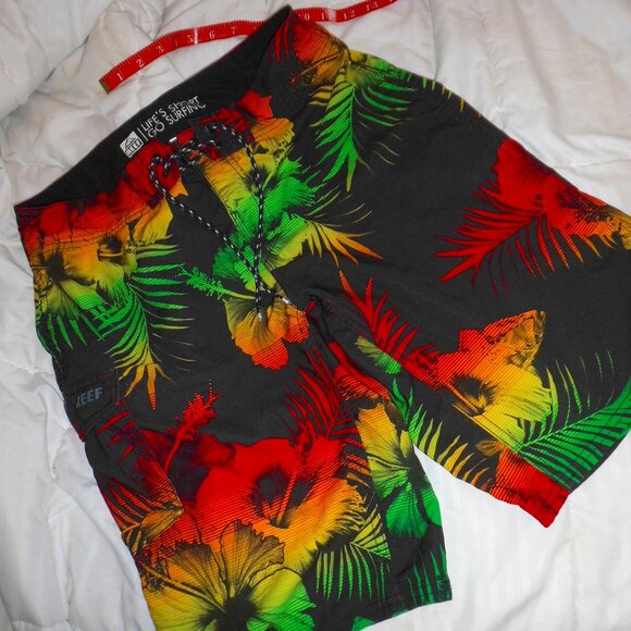 REEF BOARD‎ SHORTS - Picture 1 of 9